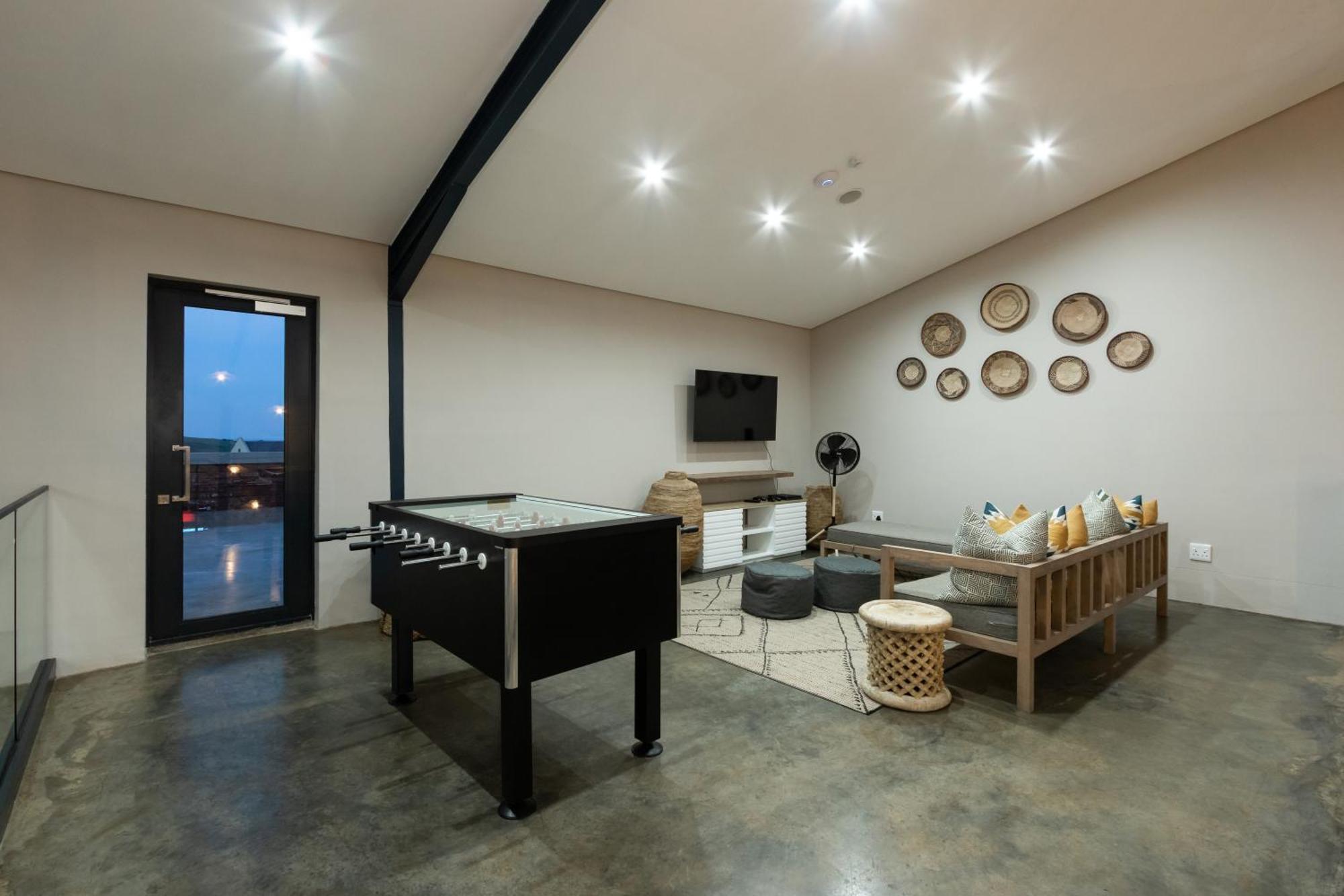 Dragonview Lodge Champagne Valley Εξωτερικό φωτογραφία