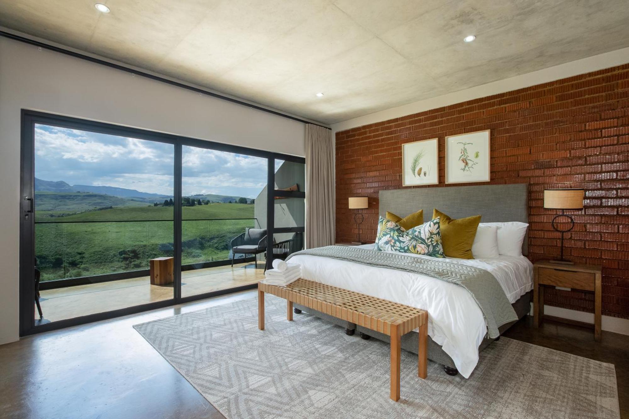 Dragonview Lodge Champagne Valley Εξωτερικό φωτογραφία