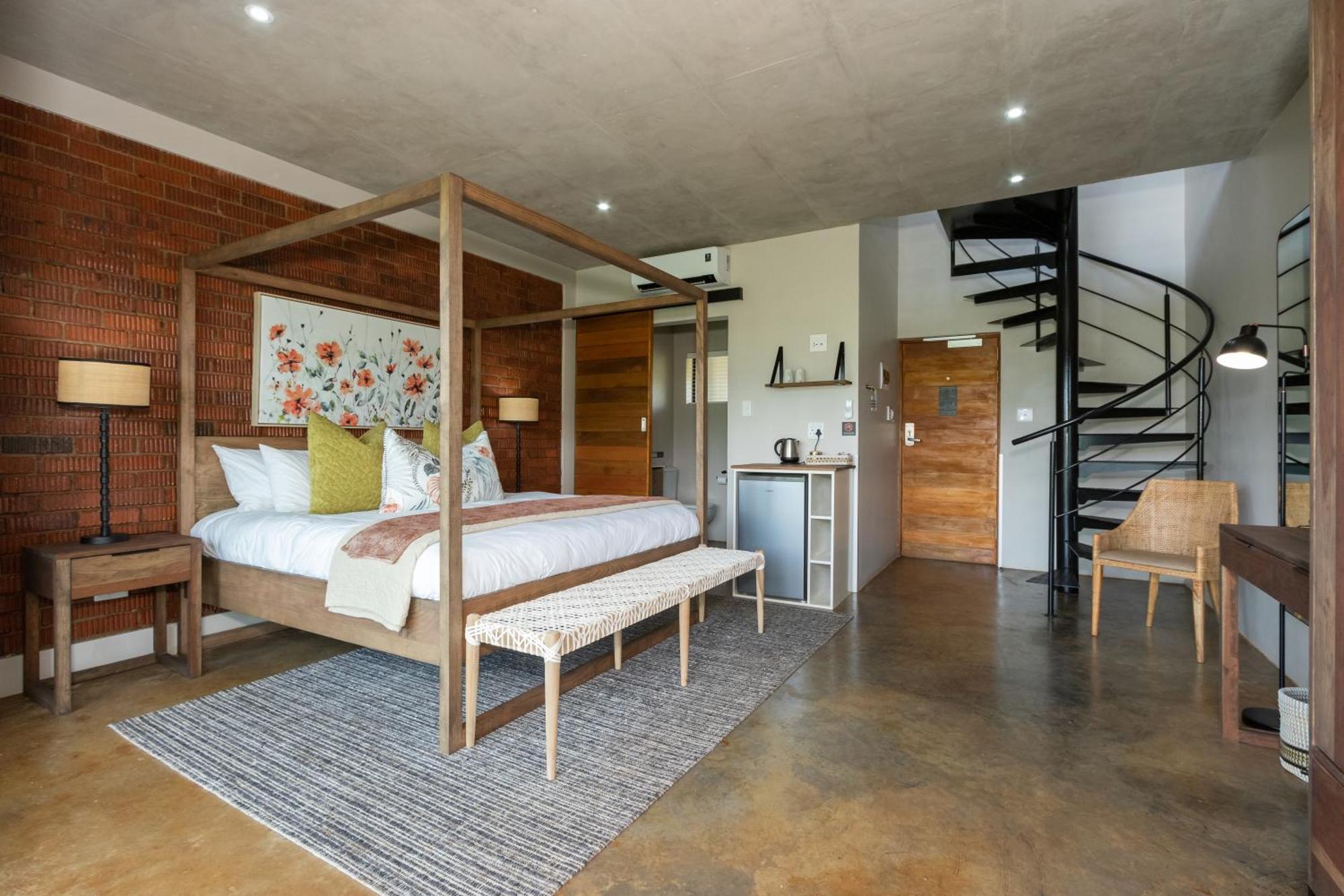 Dragonview Lodge Champagne Valley Εξωτερικό φωτογραφία