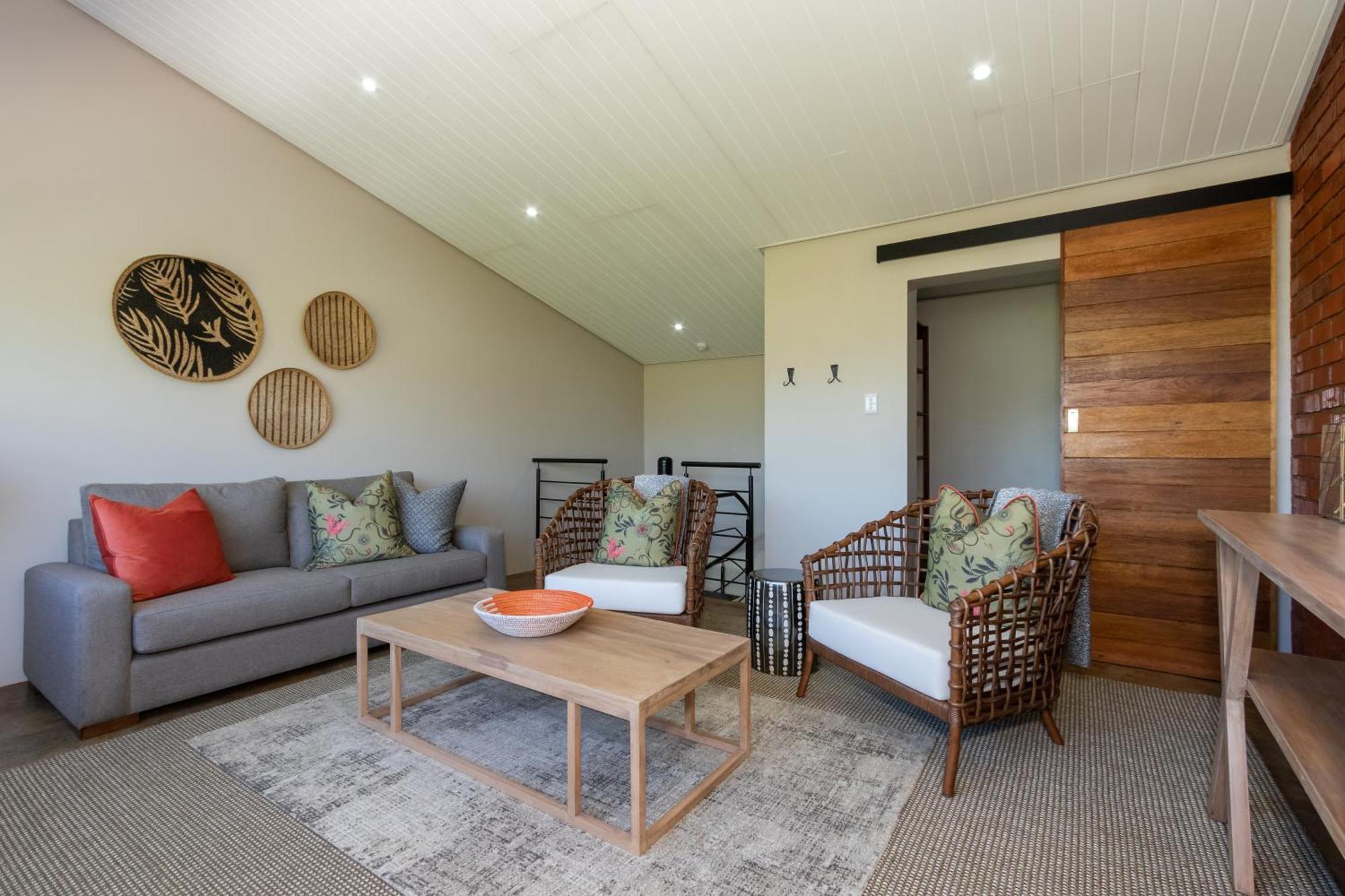 Dragonview Lodge Champagne Valley Εξωτερικό φωτογραφία