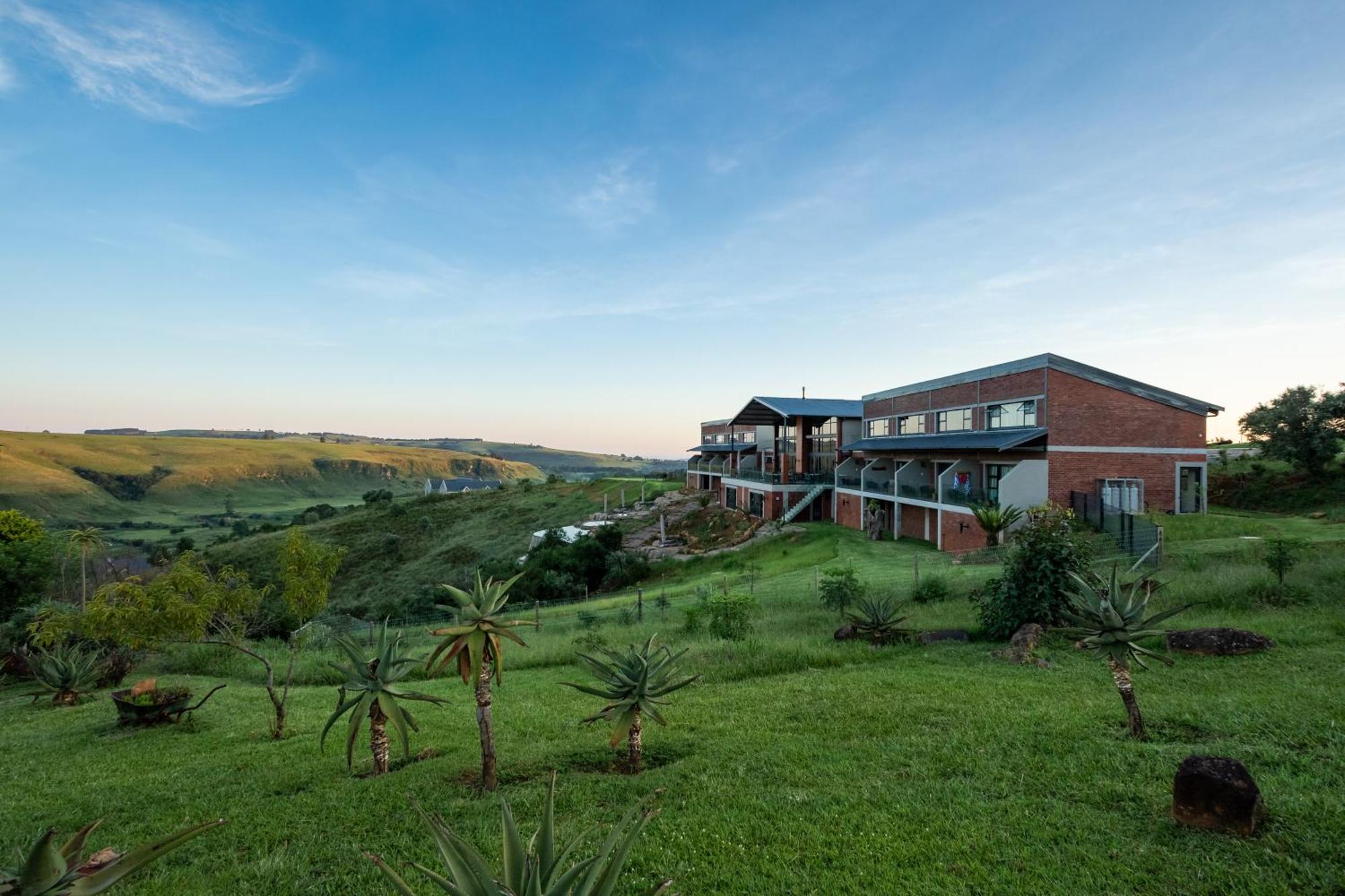 Dragonview Lodge Champagne Valley Εξωτερικό φωτογραφία